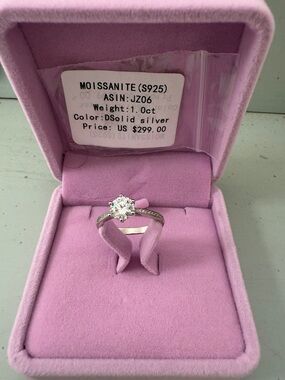 Retail $299 moissanate 1.0ctSolitaire Ring in Solid Silver - White 925